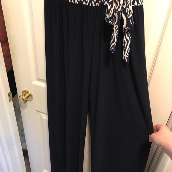 NWT jumpsuit - Picture 5 of 6